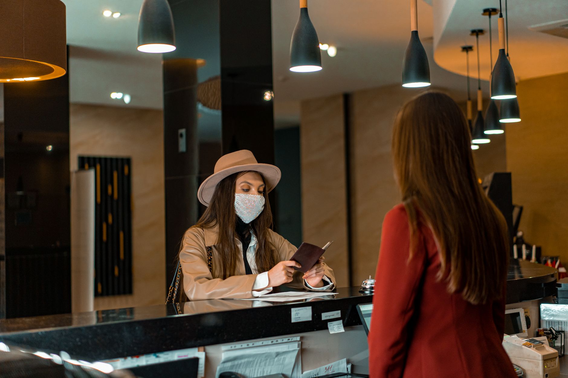 Solo Travel Safety: Choosing the Right Hotel